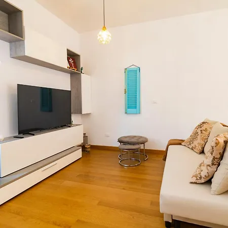 Sicily - 500mt From The Design Wifi Ac Apartment